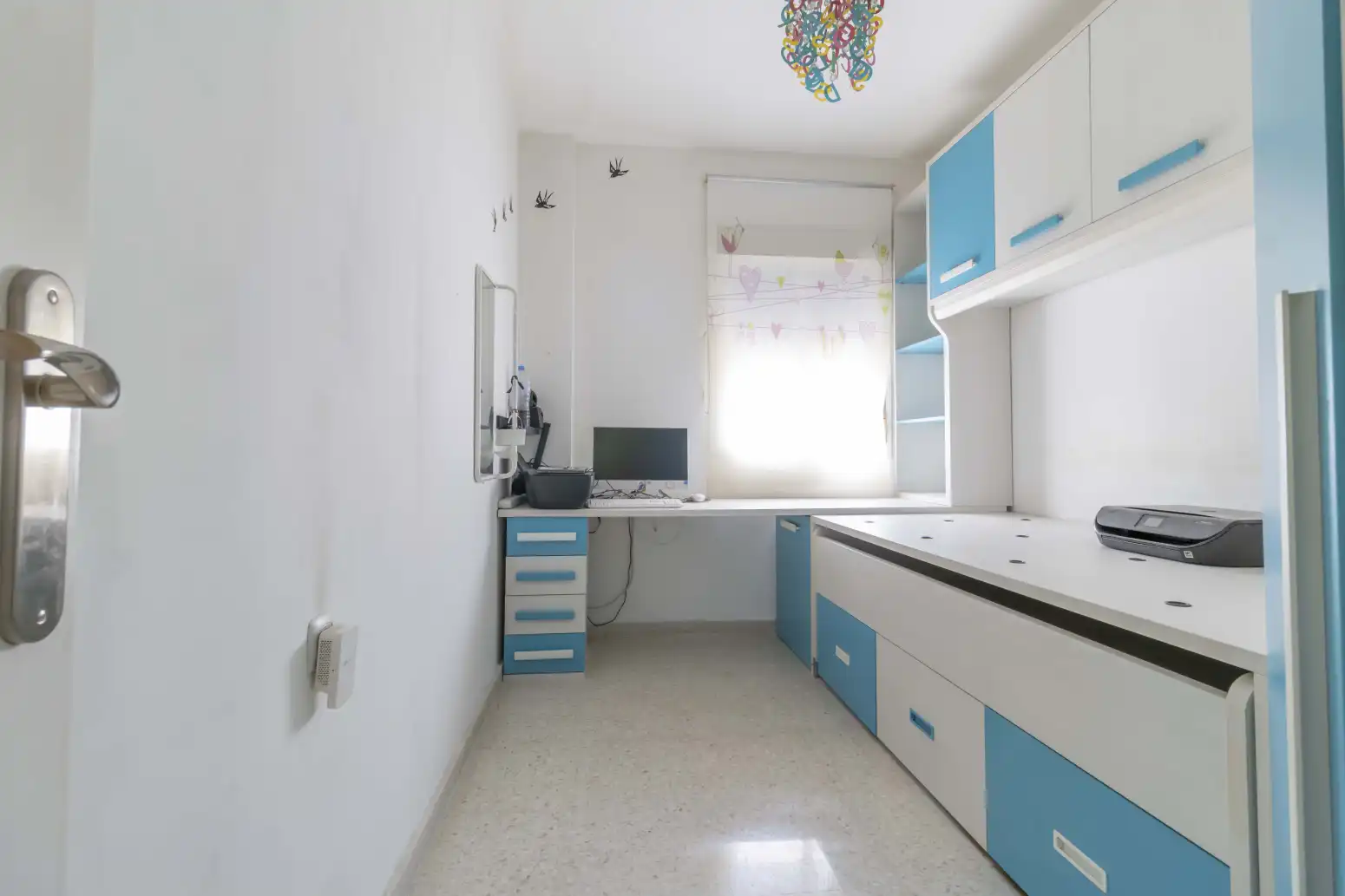 Bedroom of Flat for sale in Sevilla  with Air Conditioner and Storage room