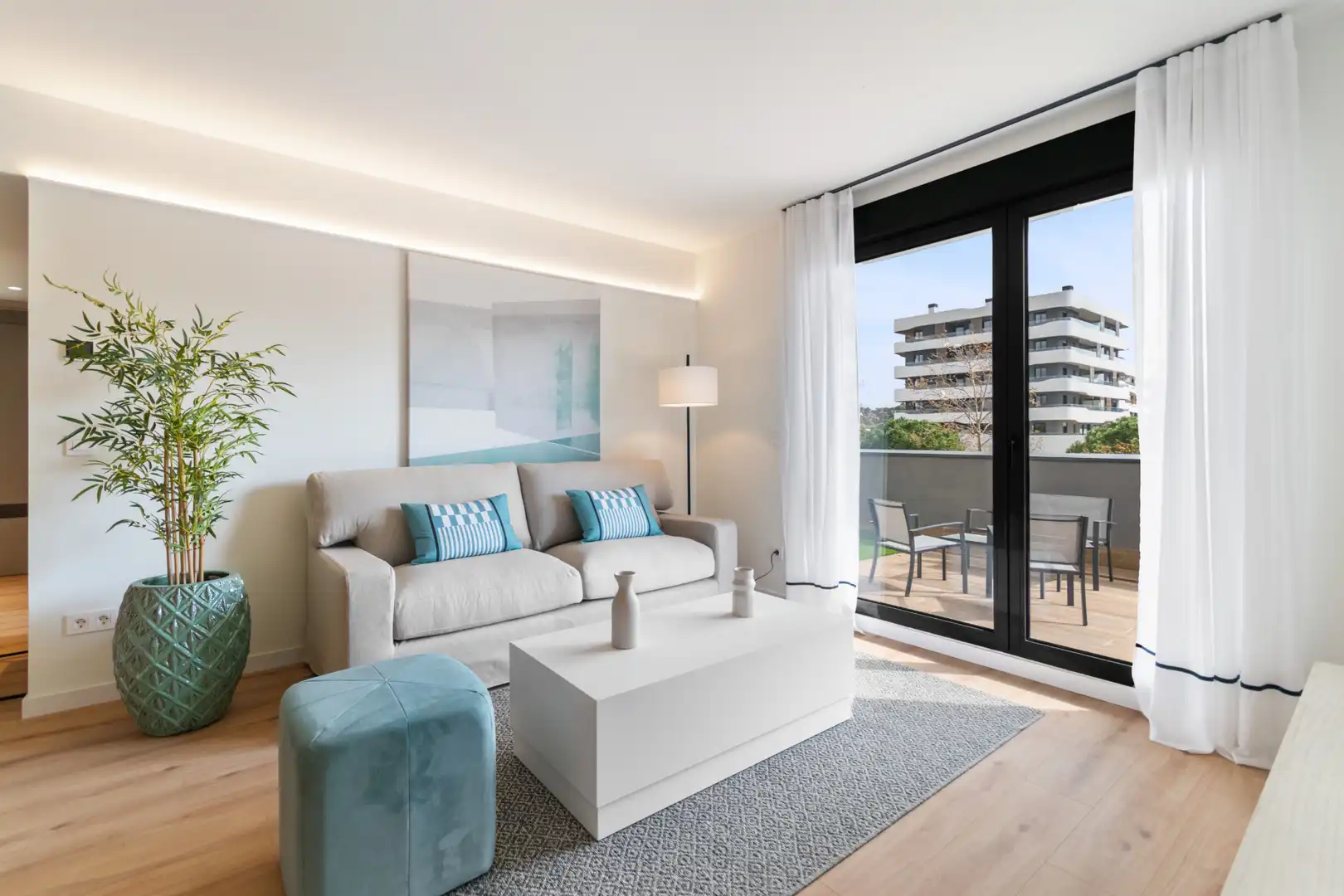 Planta baja en venta en Passeig de Santa Eulàlia, 13, Mas d'En Serra - Els Cards