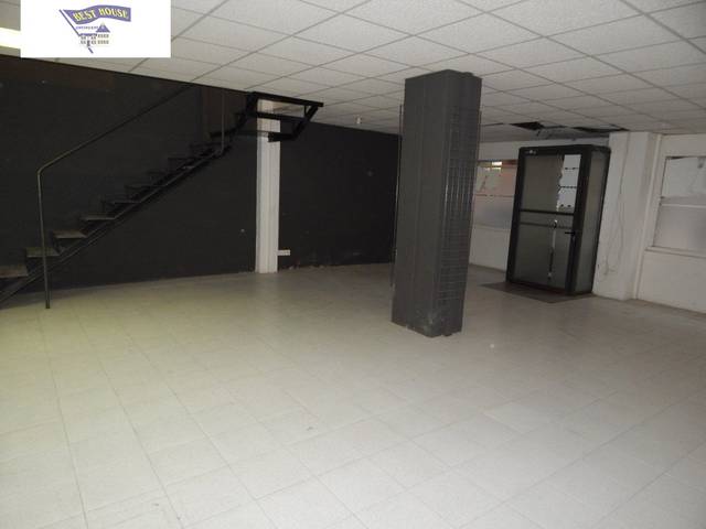 Local comercial en Alquiler en El Llombo