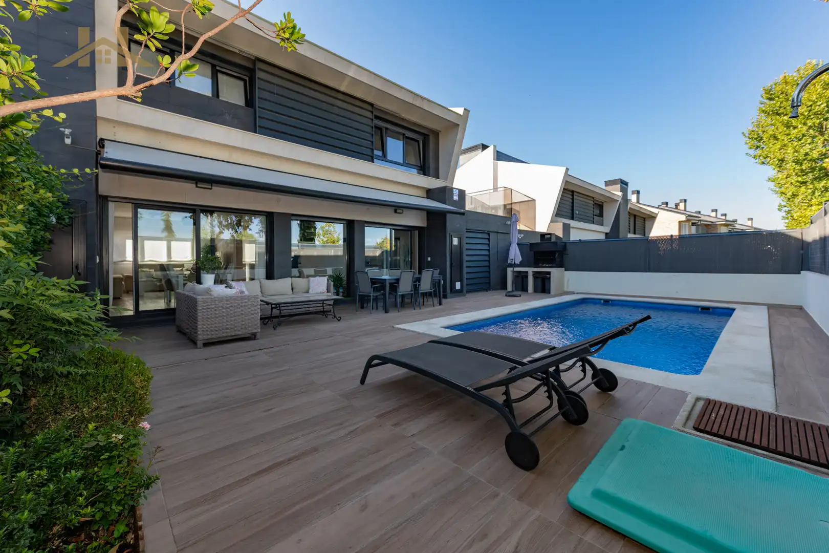 Terrace of Detached homes for sale in Boadilla del Monte  with Air Conditioner, Heating and Private garden