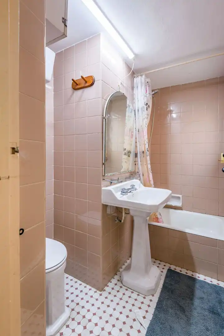 Badezimmer von Einfamilien-Reihenhaus zum Verkauf in Benidorm mit Klimaanlage, Terrasse und Abstellraum