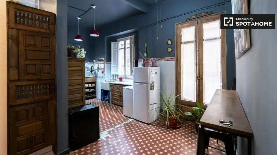 Flat with terrace to rent in Ciutat Vella, imagen 8