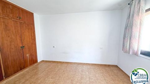 Foto 3 de Apartamento en venta en Calle Puigrom 137 2 2, 137, Centre, Roses
