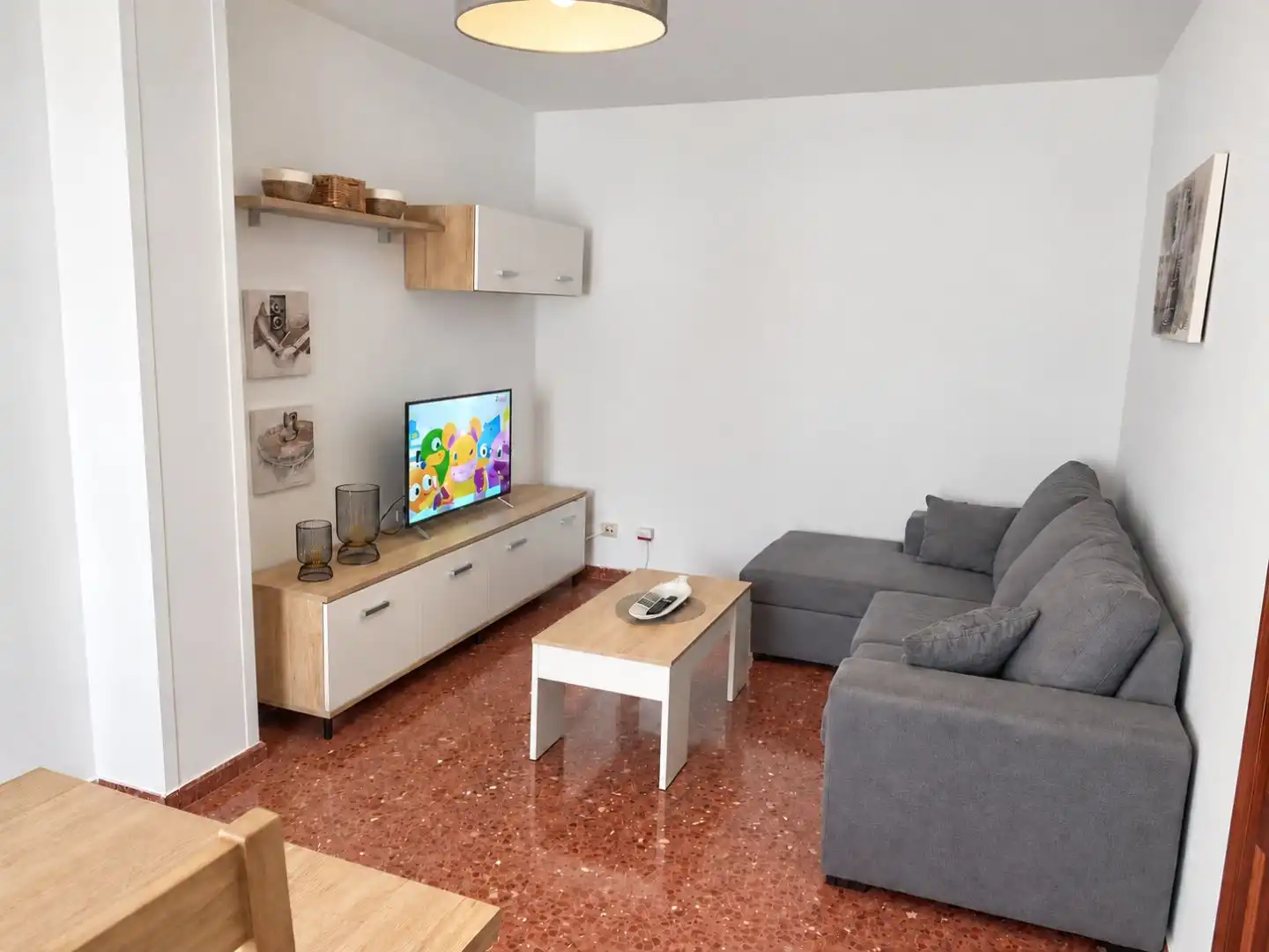 Living room of Flat for rent in Jaén  with Air Conditioner, Terrace and Furnished