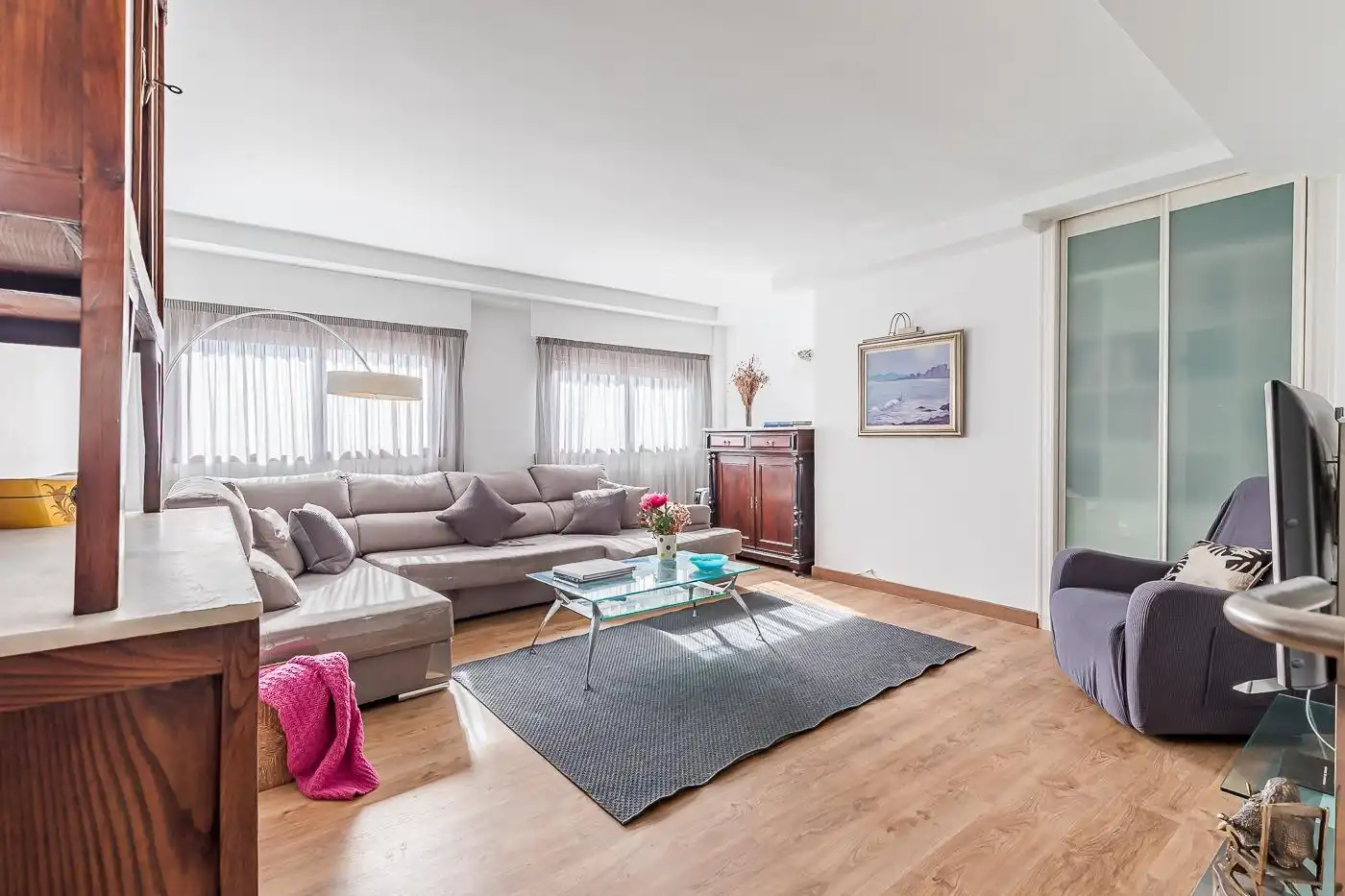 Sala d'estar de Àtic en venda en  Madrid Capital amb Aire condicionat, Jardí privat i Terrassa