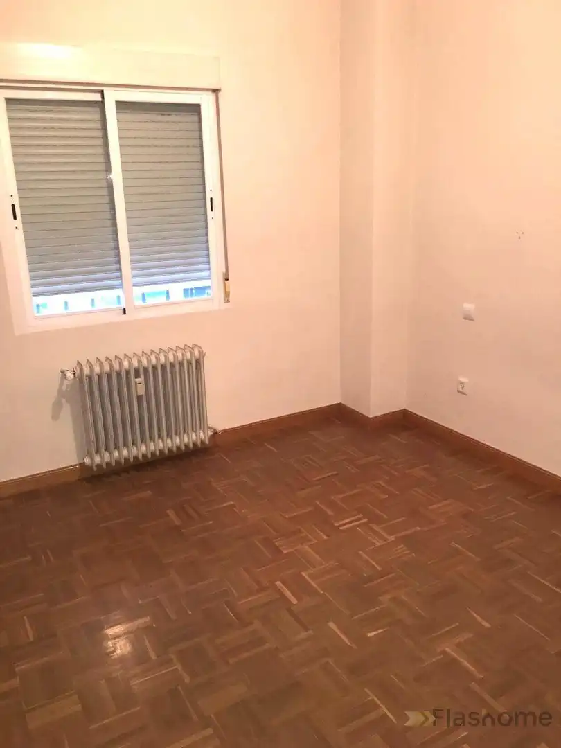 Schlafzimmer von Wohnung zum Verkauf in Santa Amalia mit Klimaanlage, Heizung und Terrasse