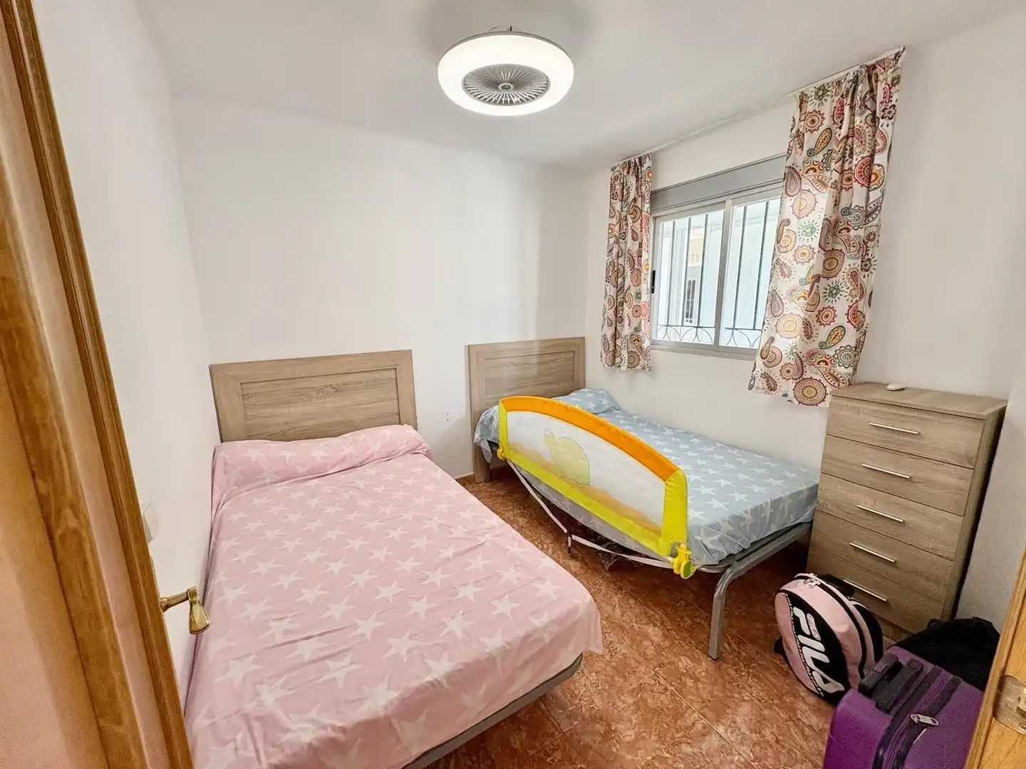 Bedroom of Apartments for rent in Vélez-Málaga  with Air Conditioner, Storage room and Community pool