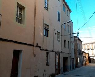 Vista exterior de Pis en venda en Cardona