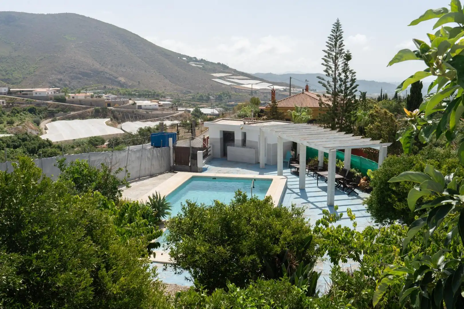 Vista exterior de Casa o chalet en venta en Molvízar con Terraza y Piscina