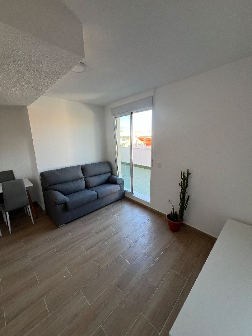 Sala de estar de Piso de alquiler en  Murcia Capital con Amueblado, Horno y Lavadora