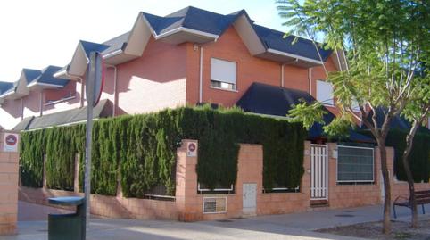 Foto 2 de Casa adosada en venda a Ciutat Esportiva, Alicante