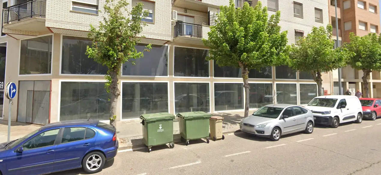 Local comercial en venda a Carrer de Girona 65