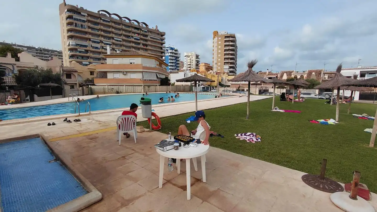 Piscina de Casa o chalet en venta en Tavernes de la Valldigna con Calefacción, Terraza y Amueblado