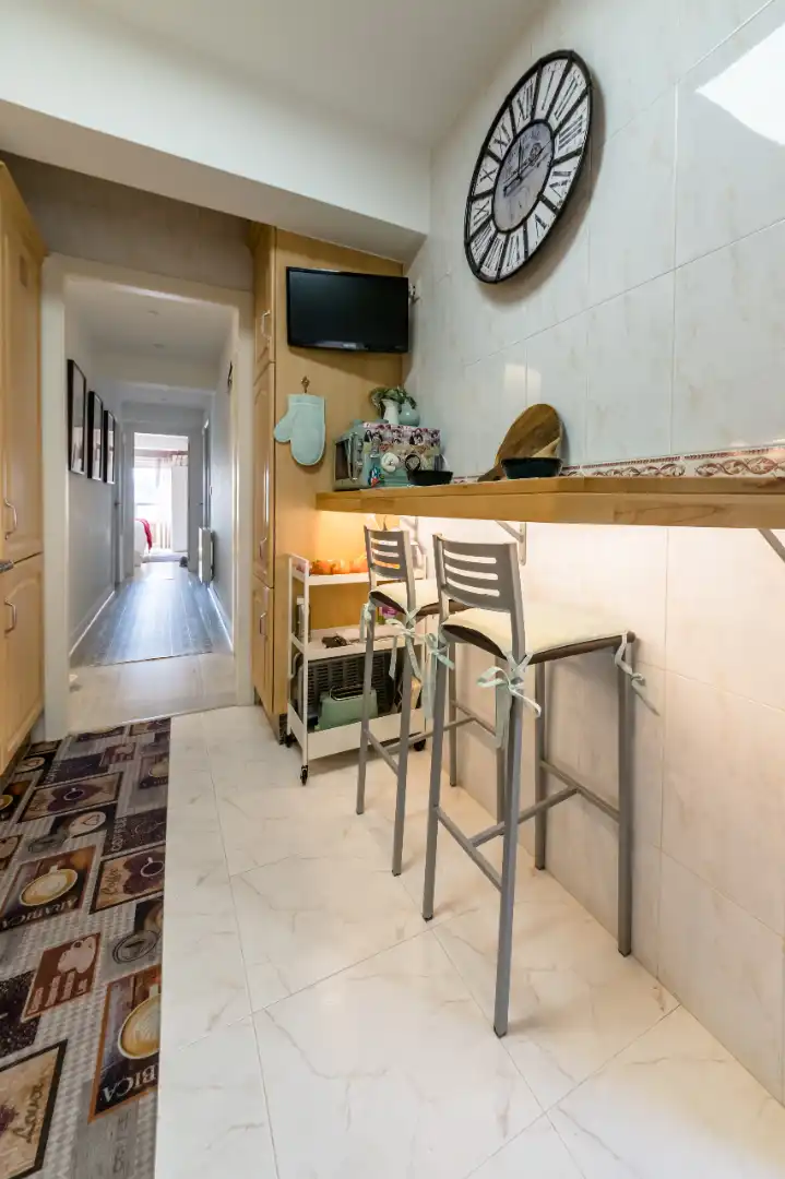 Cocina de Piso en venta en Oleiros con Calefacción, Parquet y Horno