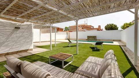 Foto 5 de Casa adosada en venda a Calle Rosalia de Castro, 52, Zona Carrefour - Urbanizaciones, Torrevieja