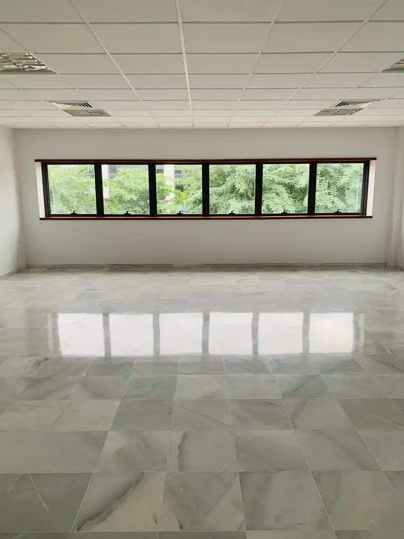 Office for rent in Dos Hermanas