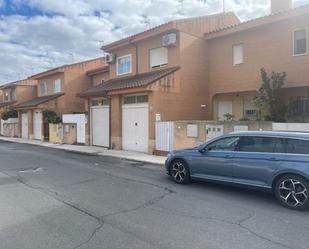 Exterior view of Single-family semi-detached for sale in Seseña