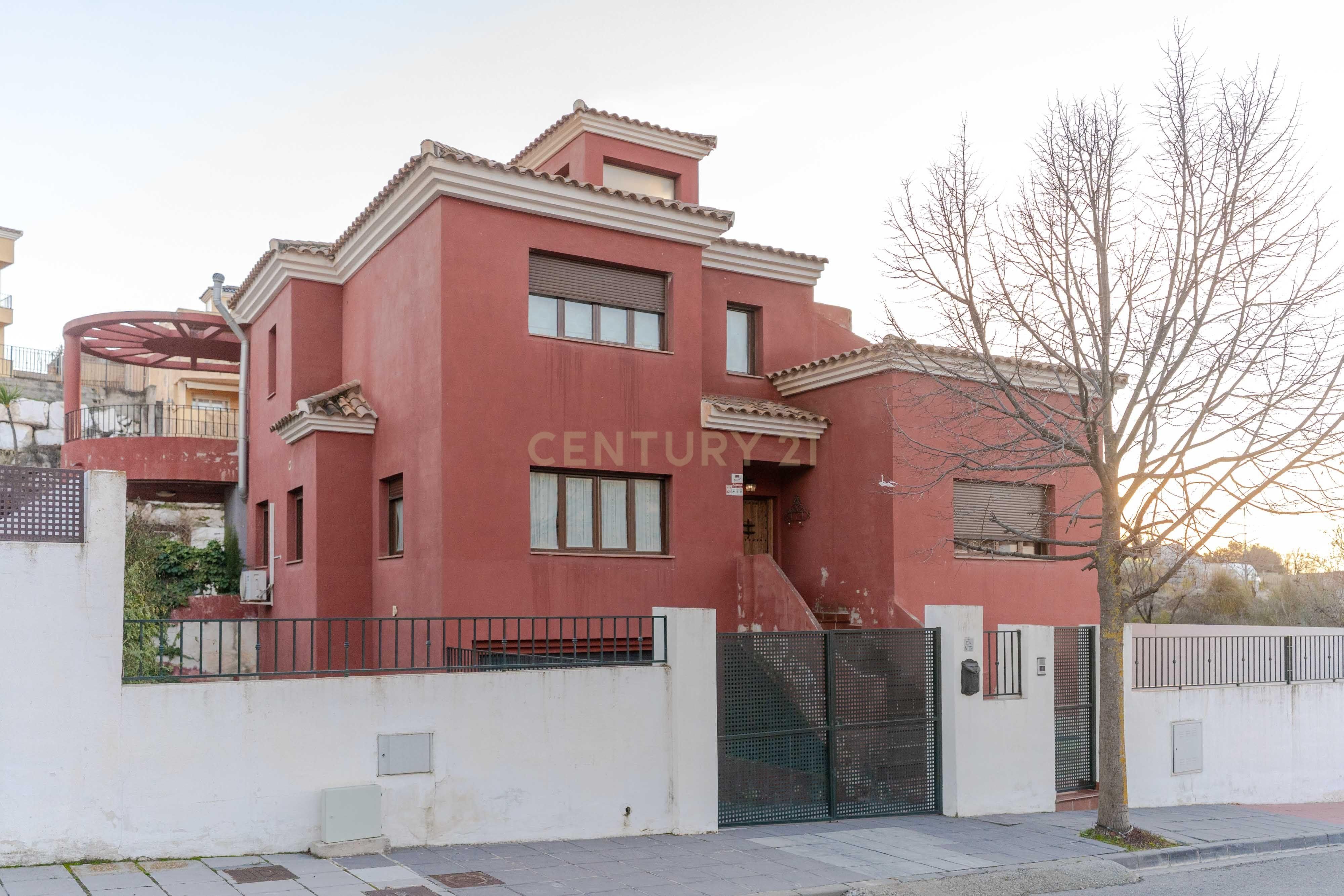 Exterior view of House or chalet for sale in La Zubia  with Air Conditioner, Storage room and Swimming Pool