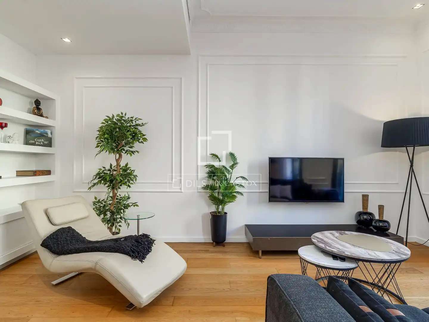 Sala d'estar de Pis en venda en Barcelona amb Aire condicionat, Calefacció i Parquet