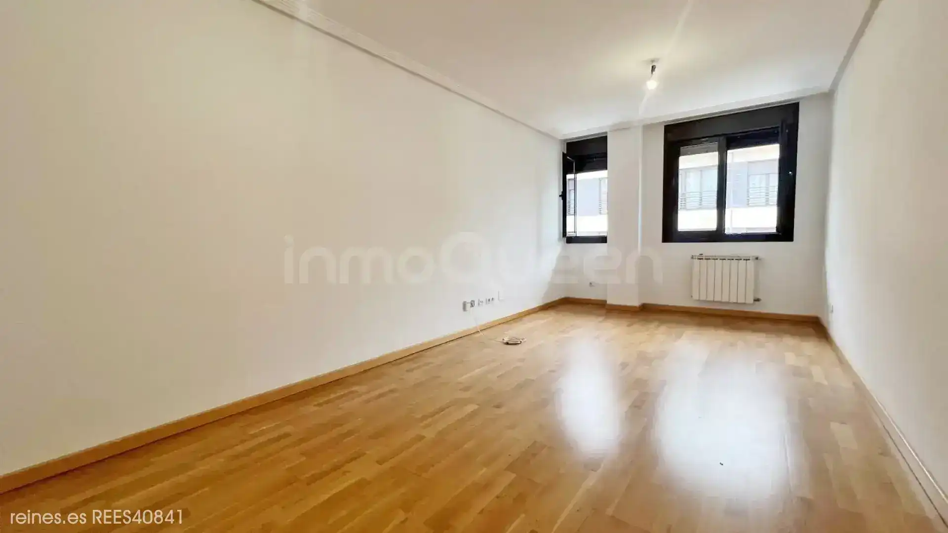 Wohnzimmer von Wohnungen zur Miete in Siero mit Heizung