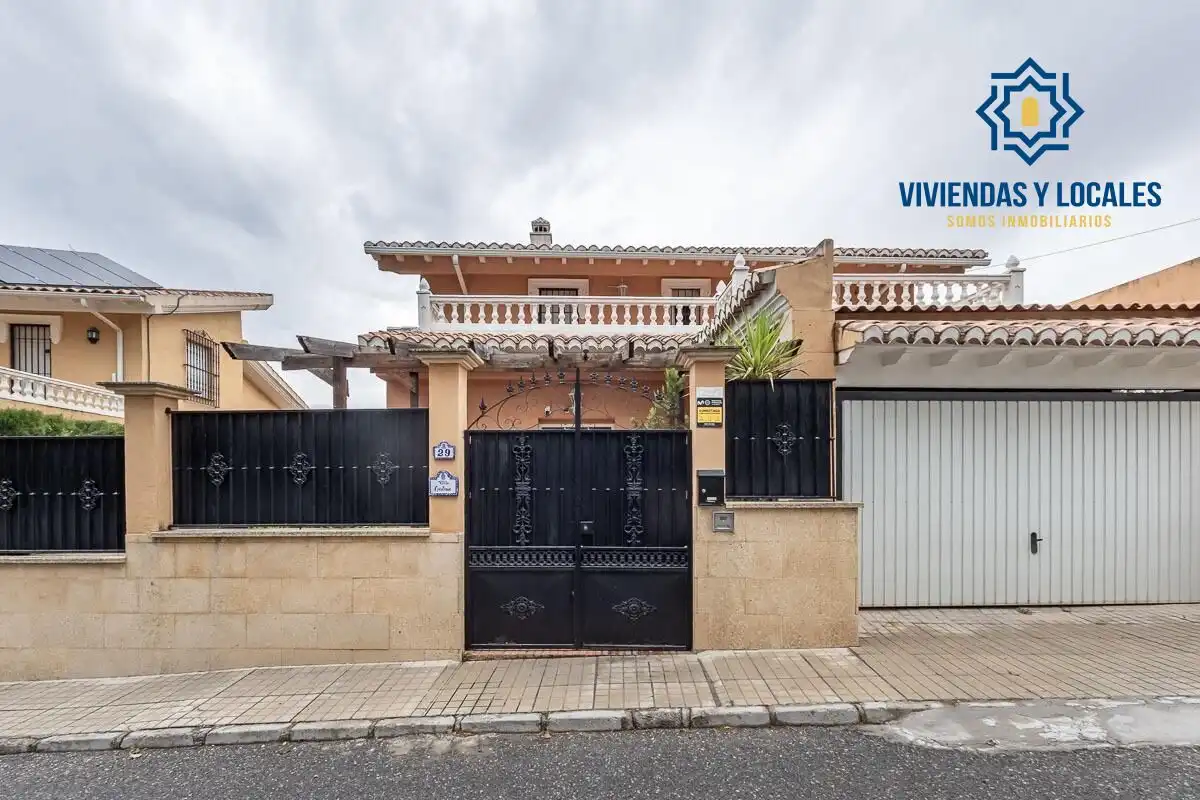 Villa con terrazza in vendita a Calle Calle Sauce, imagen 4