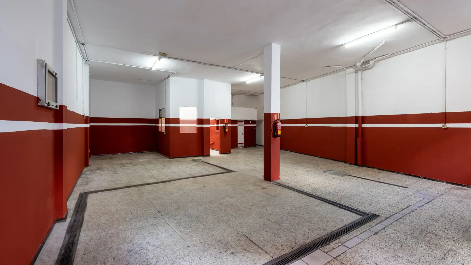 Parking de Casa adosada en venta en Las Palmas de Gran Canaria con Terraza y Alarma