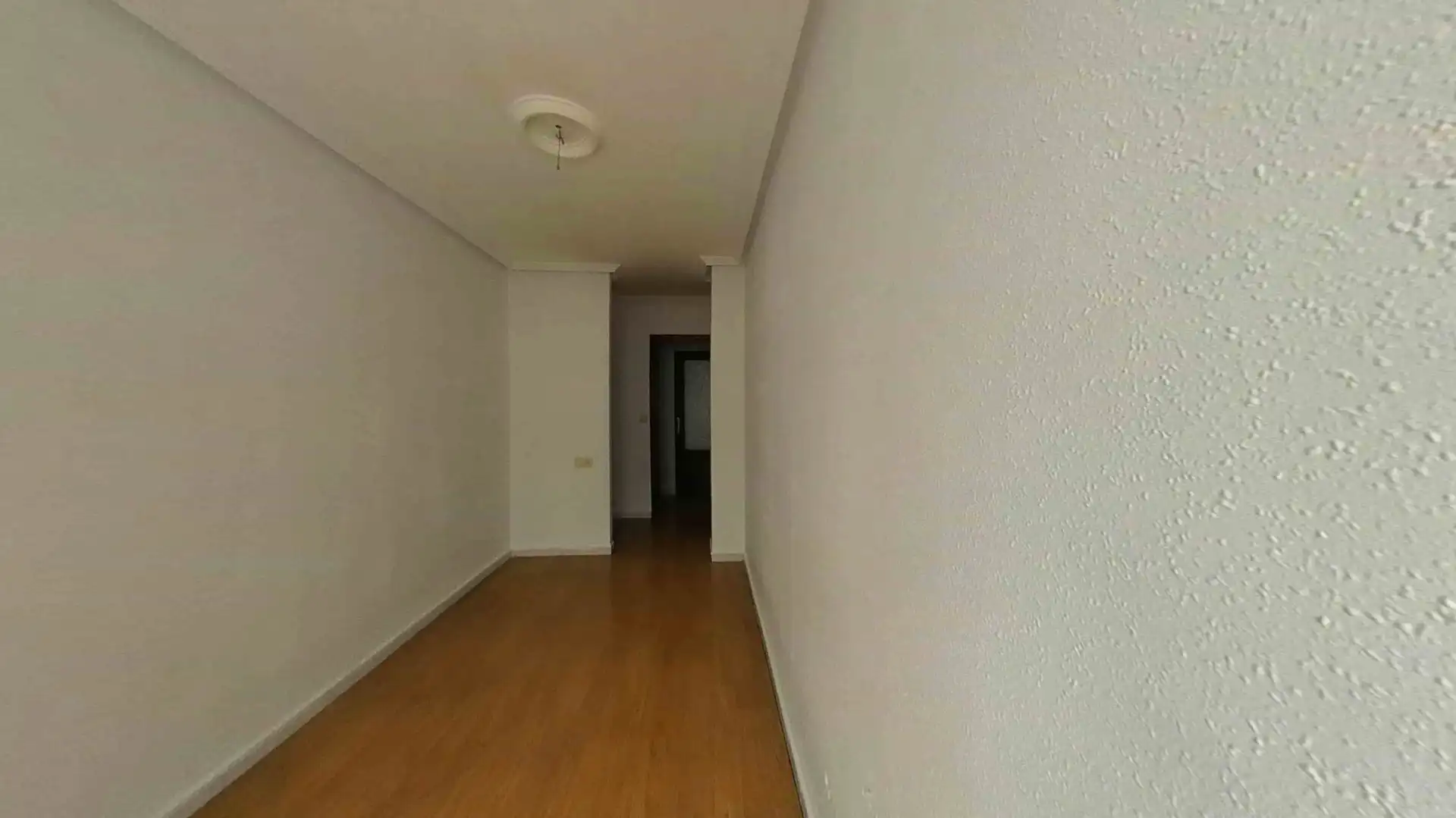 Wohnung zum Verkauf in Benavente mit Heizung, Ofen und Balkon