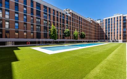 Swimming pool of Flat for sale in Sabadell  with Air Conditioner, Heating and Private garden