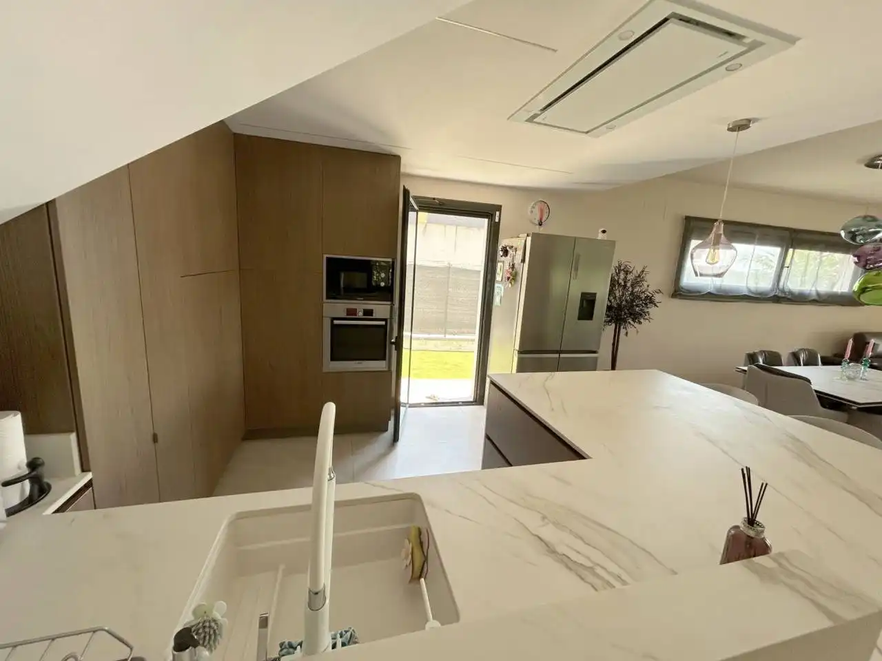 Cuina de Casa o xalet en venda en Cubelles amb Aire condicionat, Calefacció i Jardí privat