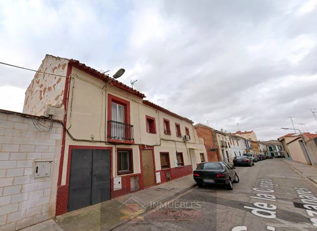Casa-chalet en Venta en  Ciega Manzanares en Manzanares