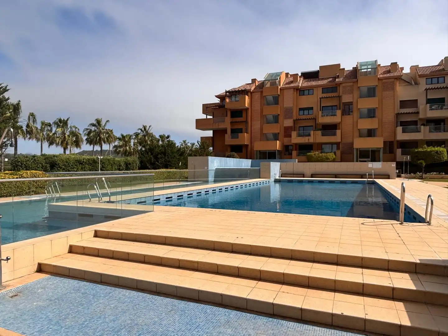 Appartamento con piscina in vendita a Puerto de Sotogrande - La Marina