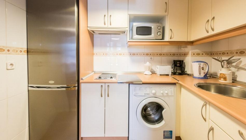 Foto 1 de Piso de alquiler en Calle Enrique Van Dulken, Hispanidad - Vivar Téllez, Málaga