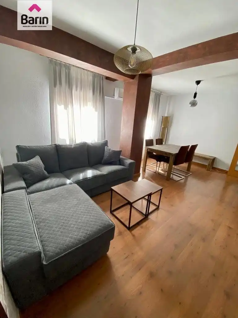 Sala de estar de Piso de alquiler en Córdoba con Aire acondicionado, Calefacción y Terraza