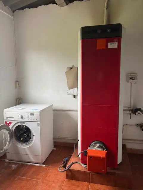 Bathroom of Houses for rent in Ferrol  with Heating, Private garden and Parquet flooring