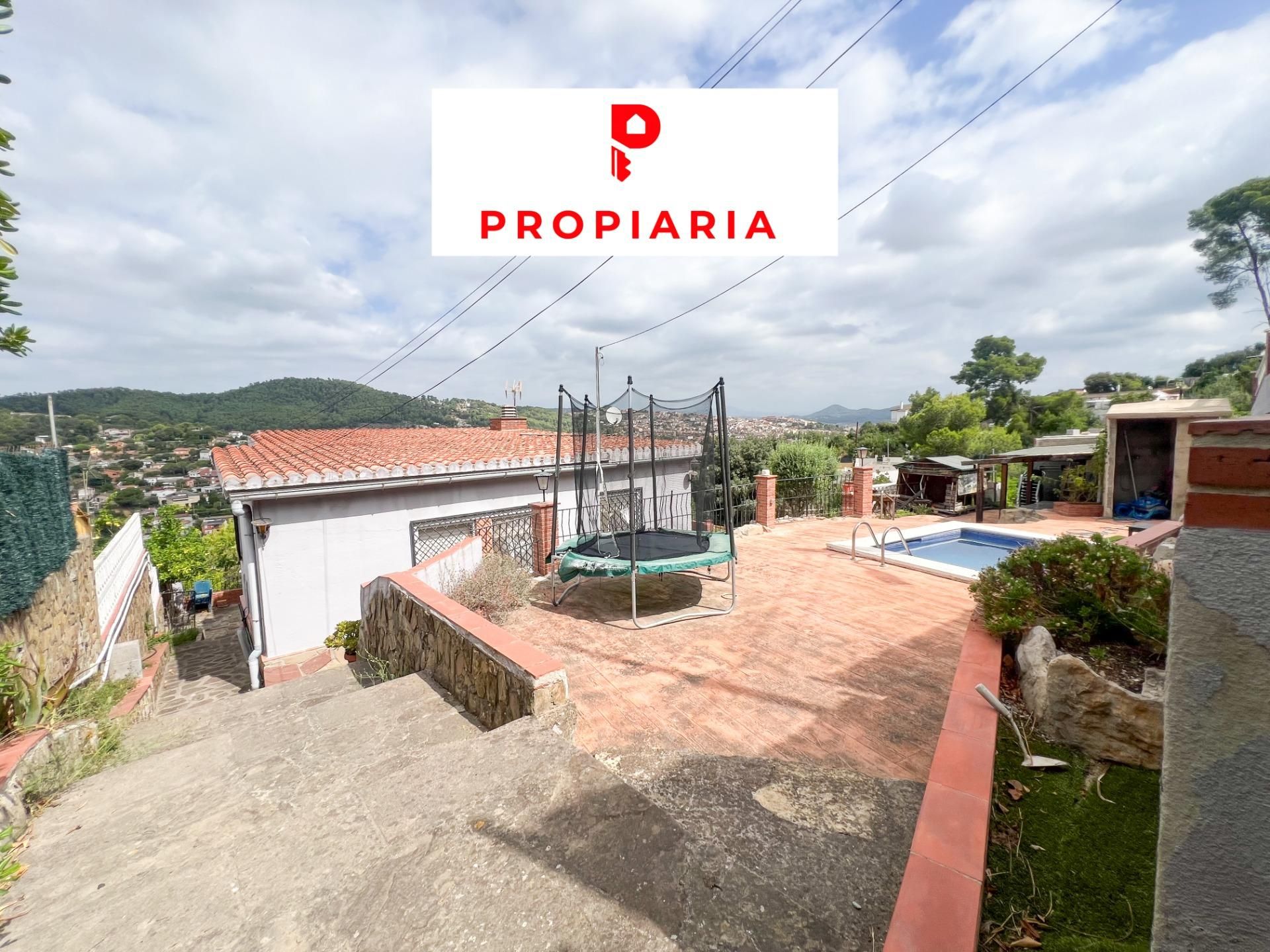 Vista exterior de Casa o chalet en venta en Sant Vicenç Dels Horts con Aire acondicionado, Calefacción y Jardín privado