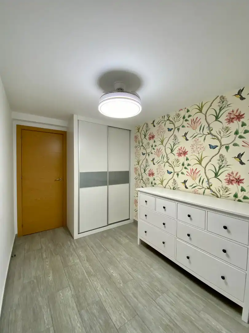 Schlafzimmer von Wohnungen zur Miete in Valencia mit Klimaanlage, Heizung und Möbliert