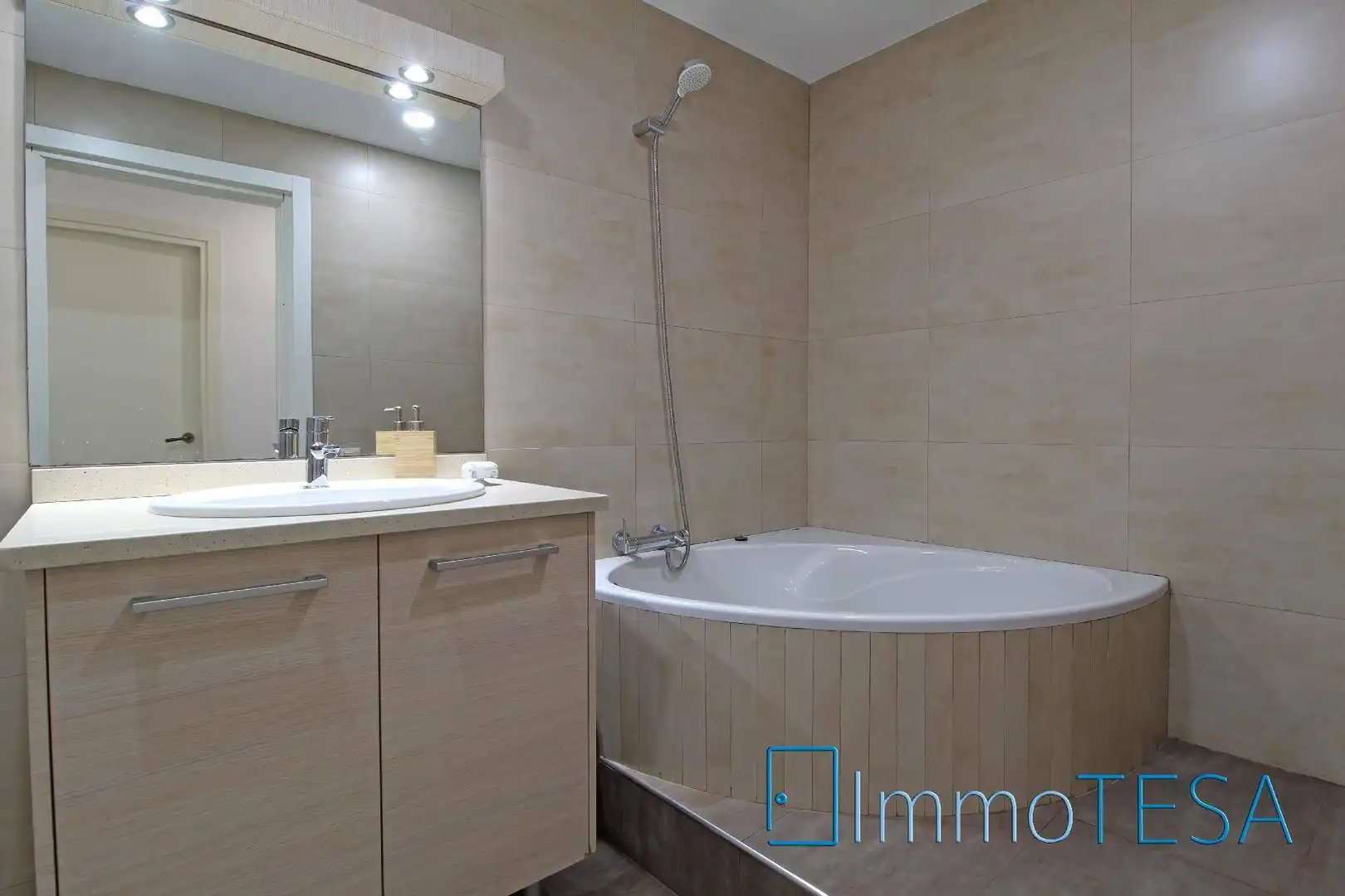 Flat with lift for sale in Centre - Eixample – Can Llobet, imagen 37
