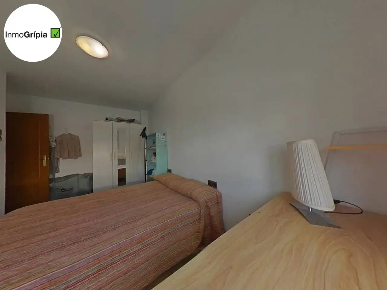 Bedroom of Houses for sale in Terrassa  with Air Conditioner, Heating and Parquet flooring