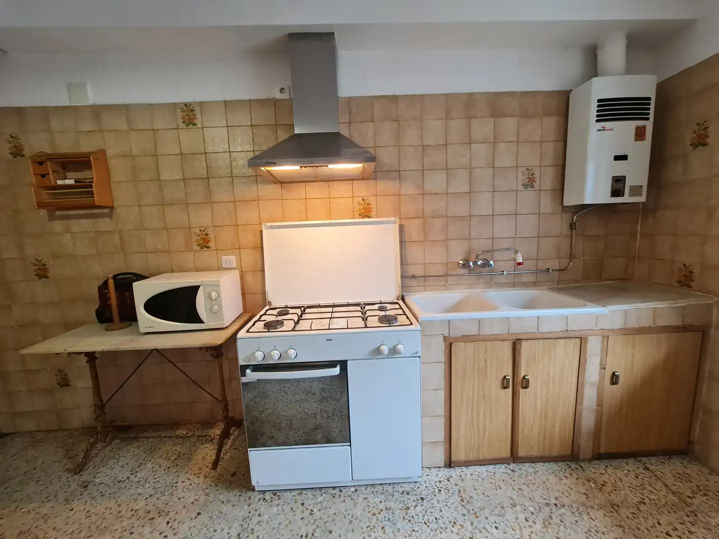 Cuina de Casa o xalet en venda en Navacarros amb Terrassa i Balcó
