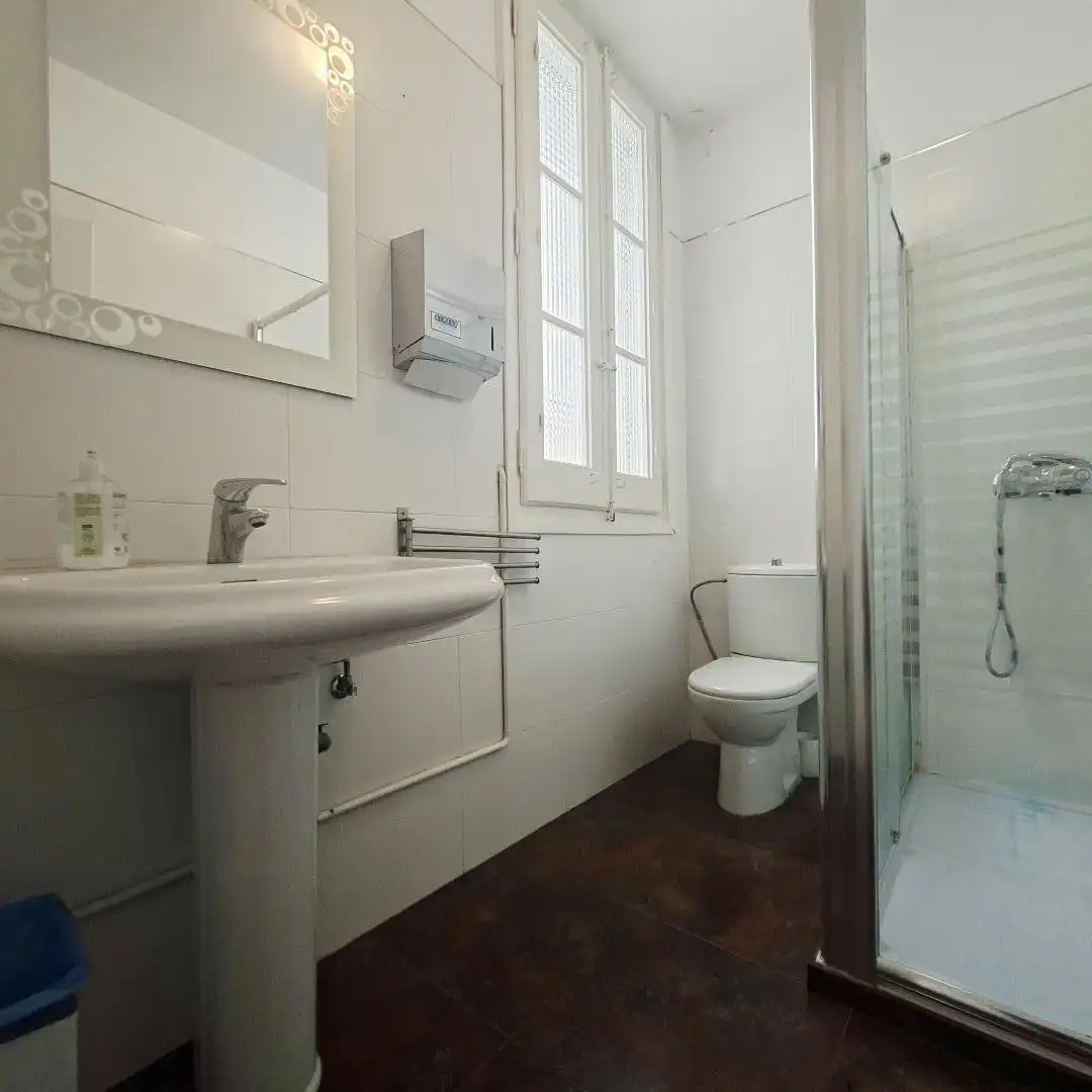 Baño de Piso en venta en Zaragoza con Terraza