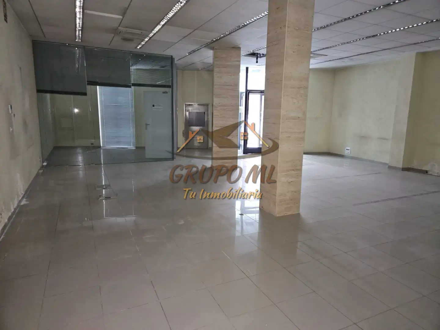 Business premises for sale in Calle Carrera de Jesús