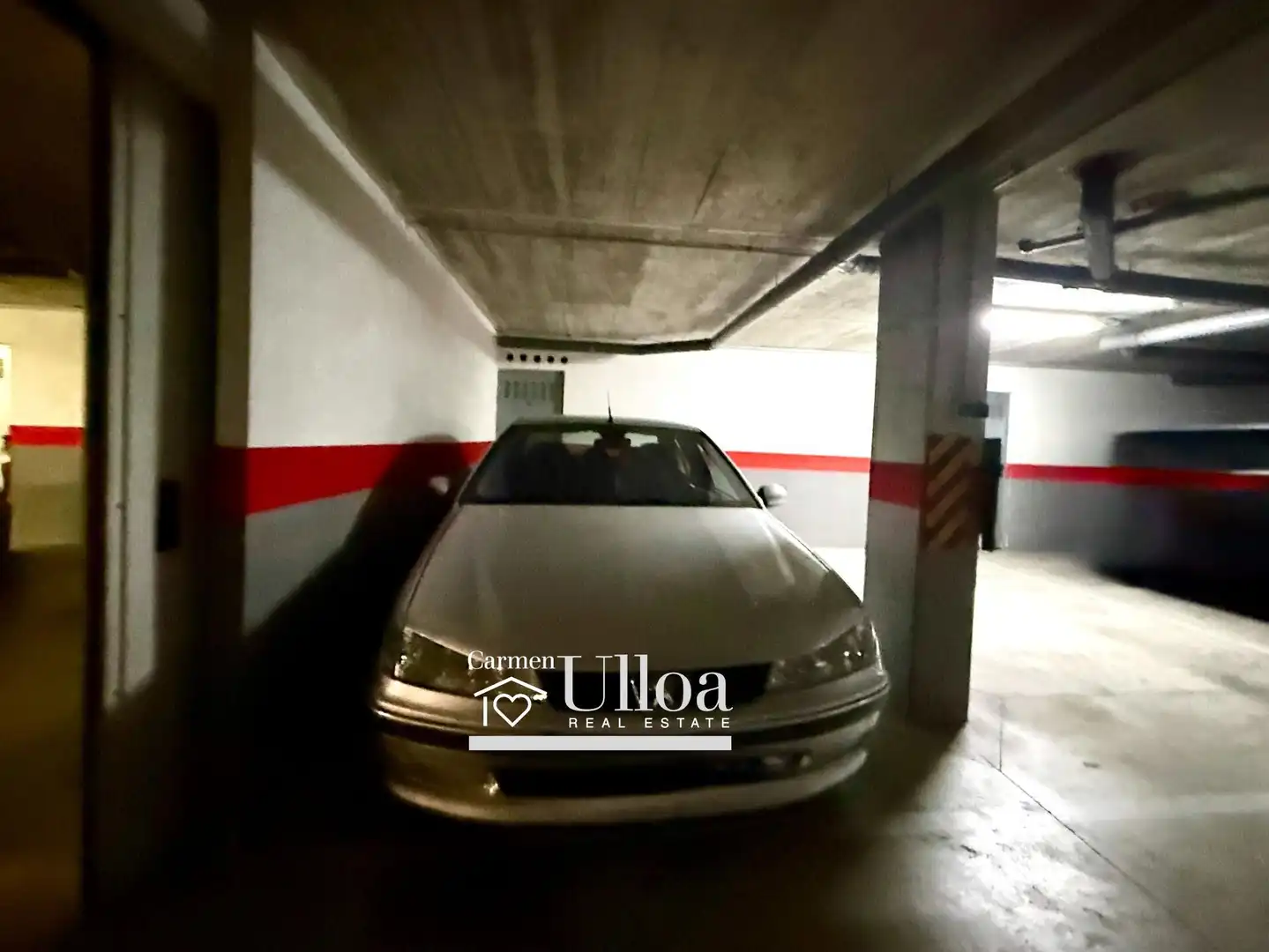 Parking de Piso en venta en Alicante / Alacant con Aire acondicionado, Terraza y Trastero