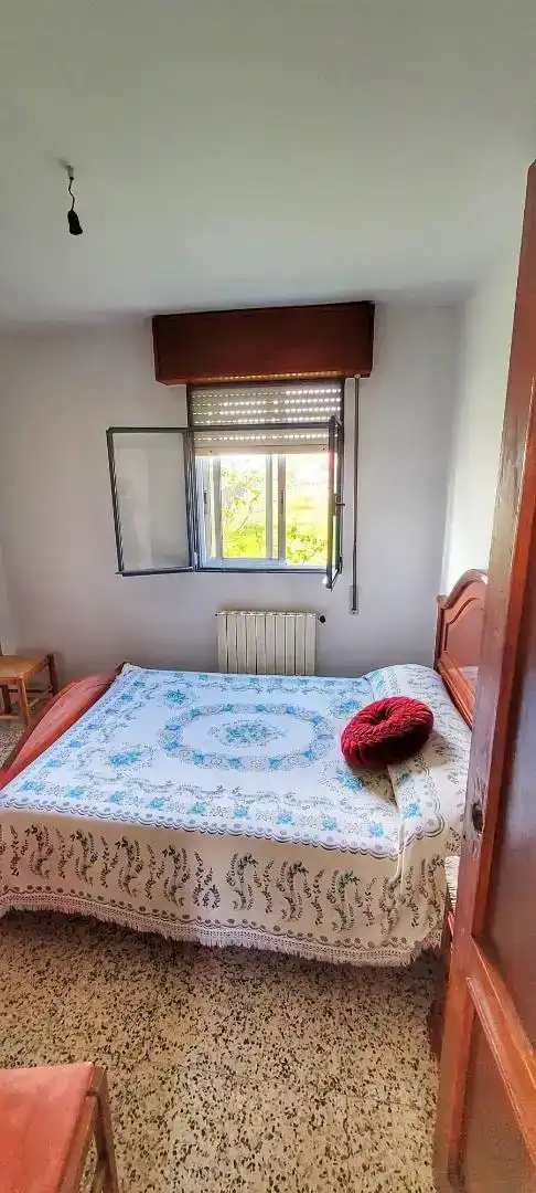 Habitación de Casa o chalet en venta en A Bola  con Balcón