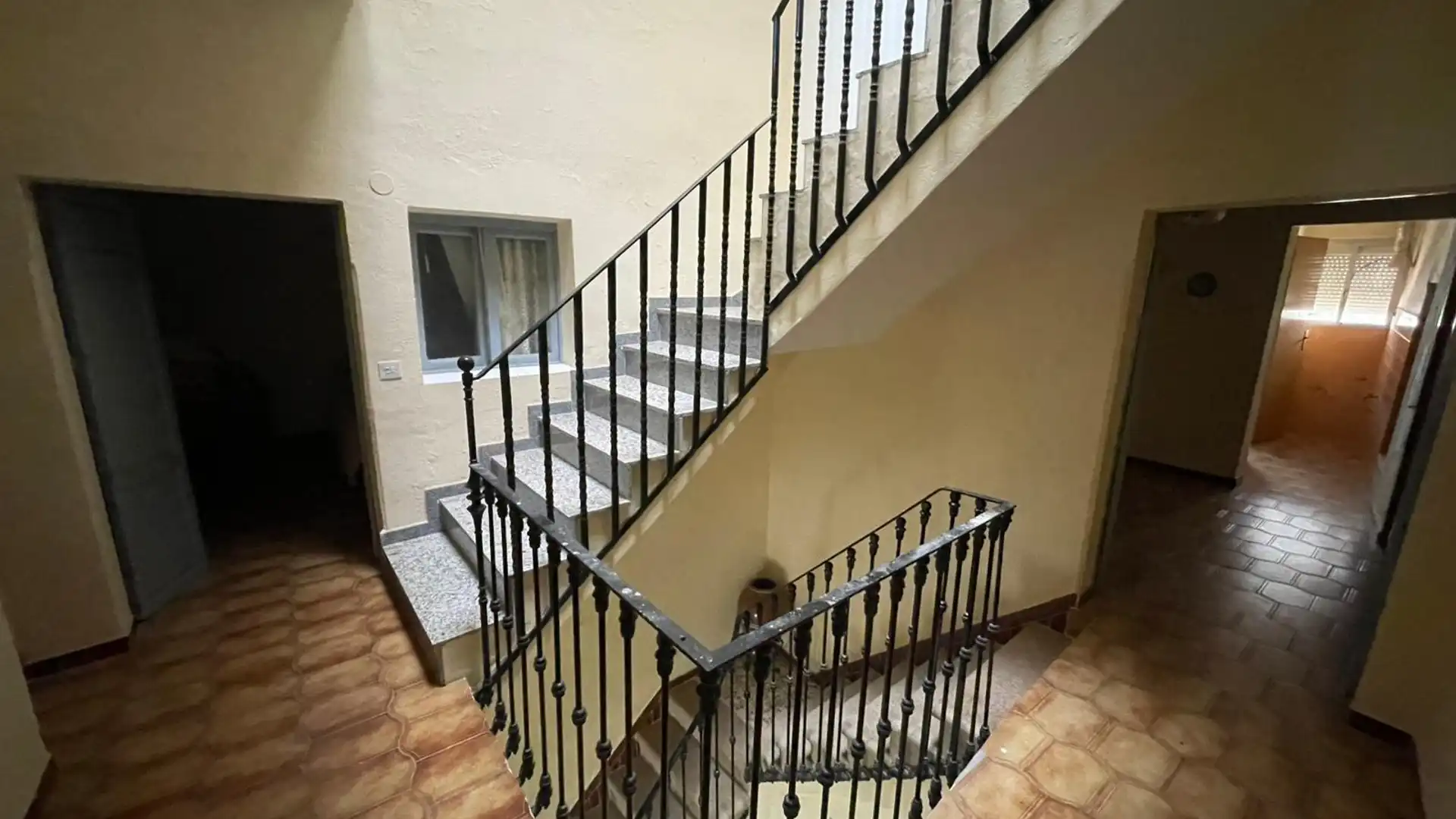 Edifici en venda en Montánchez