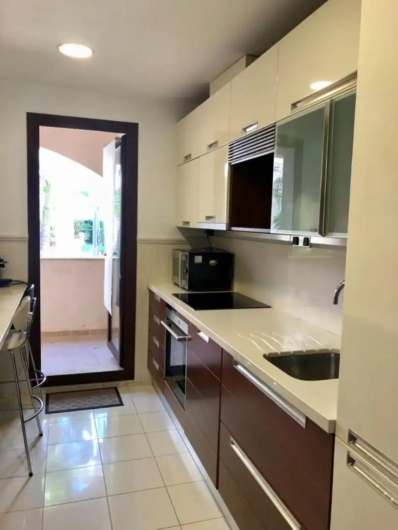 Ground floor for rent in Marbella, Málaga
