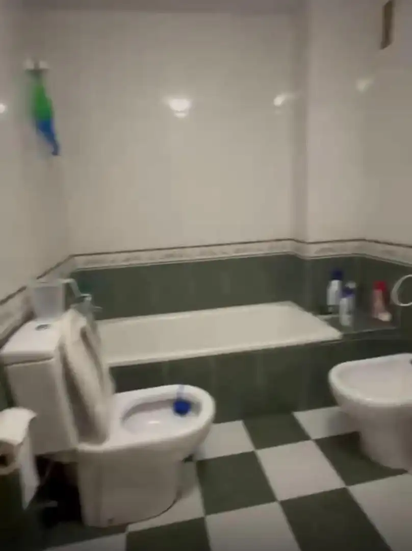 Badezimmer von Wohnungen zum Verkauf in Gandia
