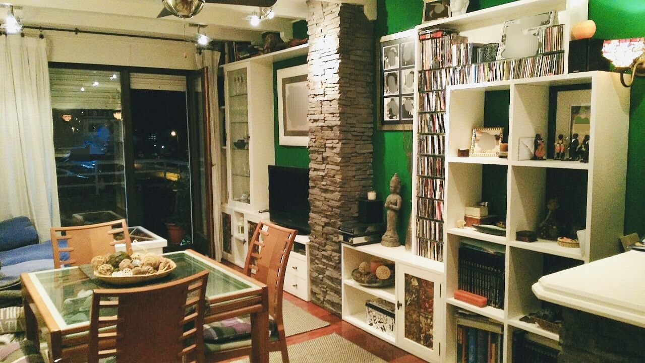 Sala d'estar de Pis en venda en Bárcena de Cicero amb Calefacció, Parquet i Terrassa