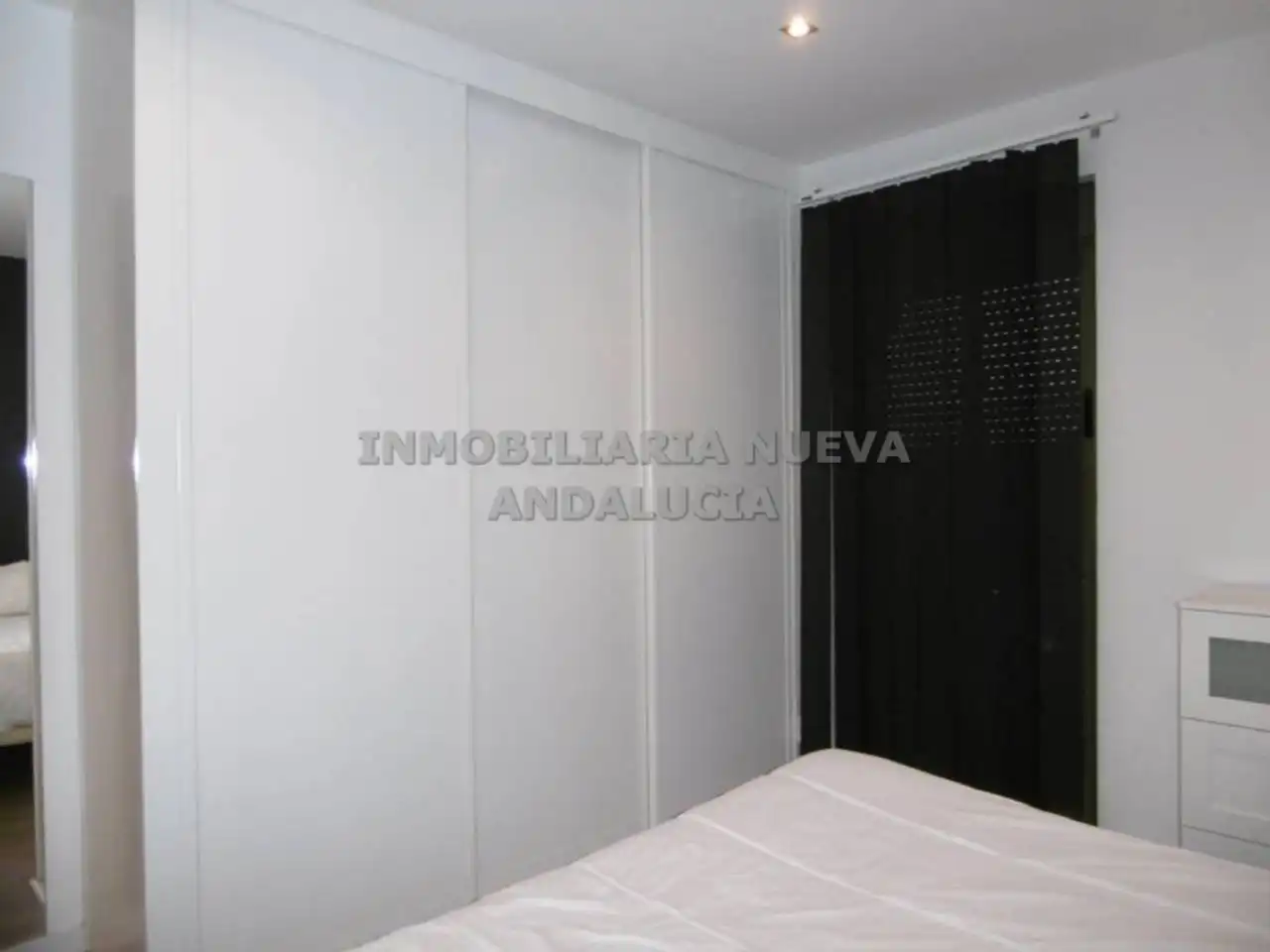 Habitación de Piso de alquiler en Almería con Aire acondicionado, Parquet y Amueblado