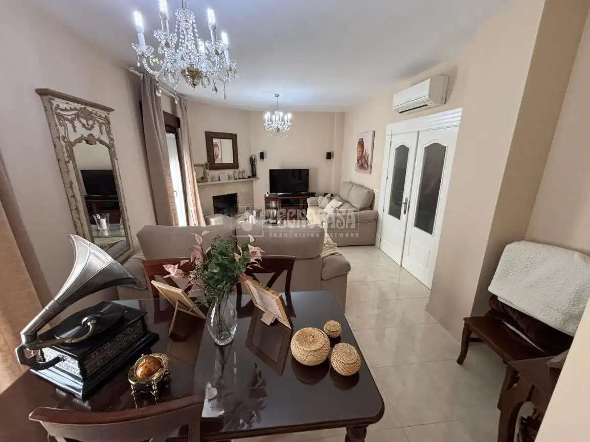 Sala de estar de Casa o chalet en venta en Antequera con Aire acondicionado, Terraza y Trastero