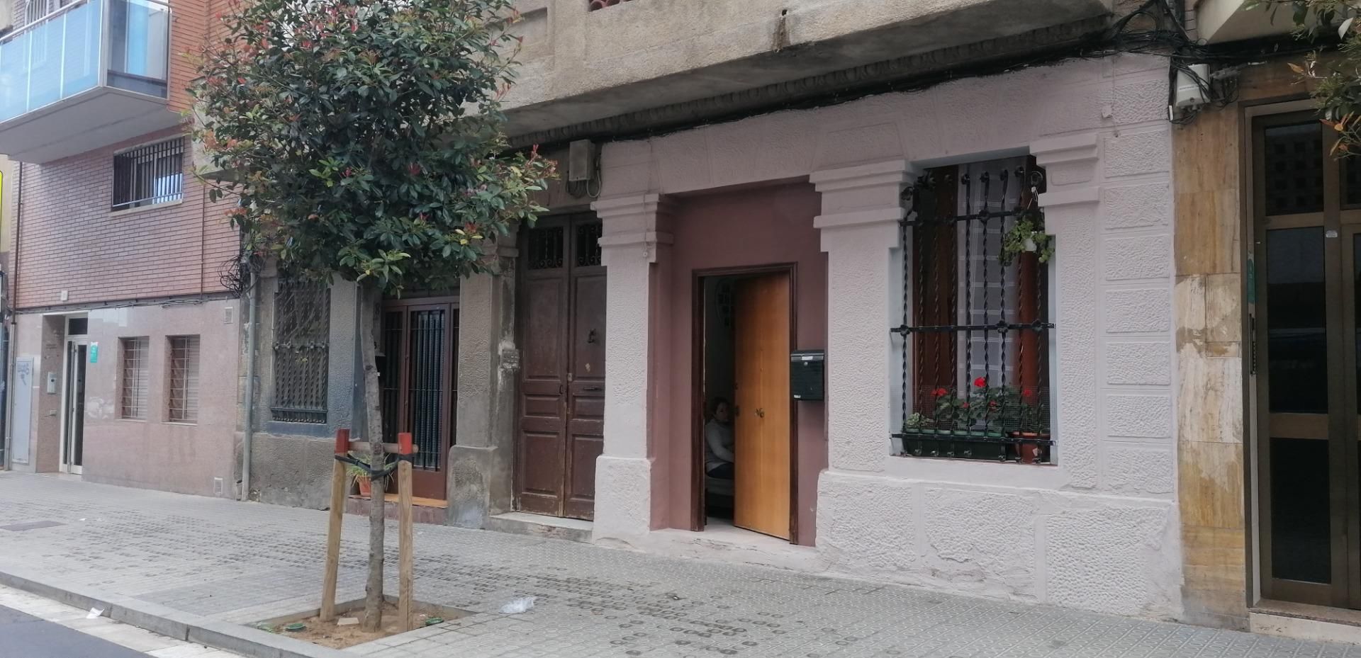 Exterior view of Building for sale in L'Hospitalet de Llobregat